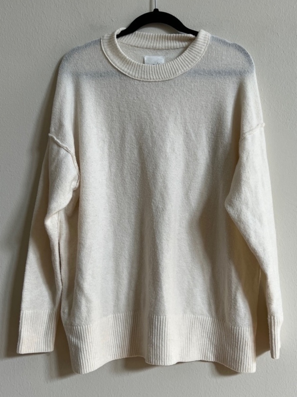 Aerie White Fuzzy Sweater Size small